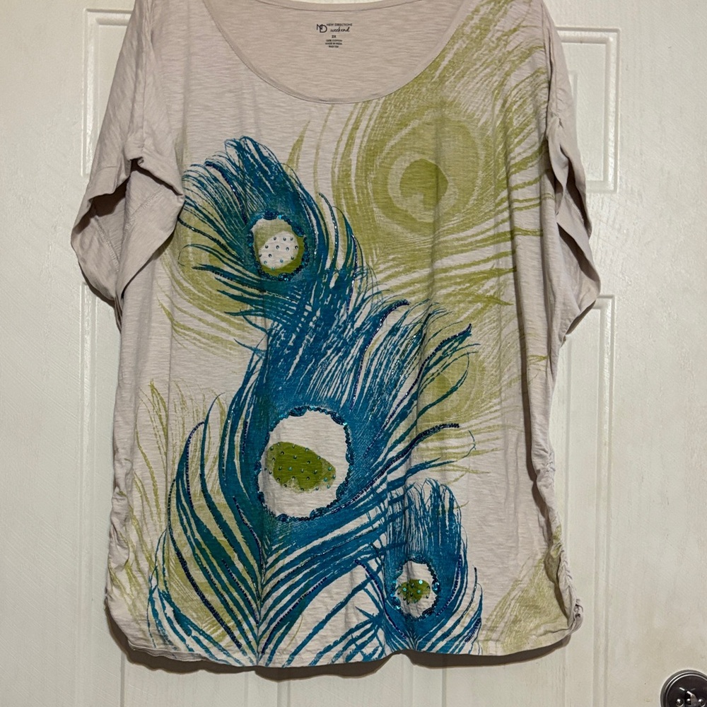 New Directions Cream Graphic Top
